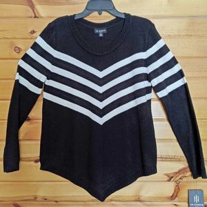 NWT, I.N. Studio Black-White V Sweater Petite XL